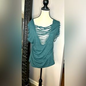 Women’s 1XL Yoins T-shirt